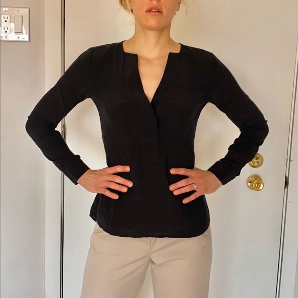 Banana Republic Black Silk V- neck Blouse - Picture 4 of 5